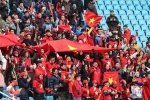 Hàng chục người bị ANZ lừa đi tour sang Trung Quốc cổ vũ bóng đá