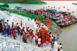 Lễ hội tổ chức vào mùa xuân: Hội làng Bát Tràng