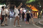 Hà Nội: Khuyến cáo công chức không được xăm hình, mặc váy ngắn