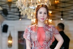 Nữ hoàng doanh nhân Kim Chi đẹp sang trọng đẳng cấp trong thiết kế mới của Duc Vincie 