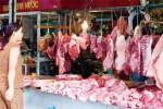 Thịt lợn rớt giá, lộ khuyết điểm thị trường