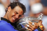 Khoảnh khắc vỡ òa khi lần thứ 10 Nadal vô địch Roland Garros