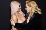 Kim Kardashian đọ vẻ sexy với Madonna