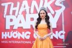 Hương Giang sexy trong tiệc mừng đăng quang Hoa hậu