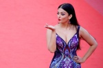 Cựu hoa hậu thế giới tỏa sáng tại Cannes