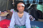 Cô gái Indonesia thoát sóng thần 6 m nhờ bám vào cột