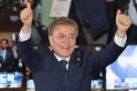 Tổng thống Hàn Quốc chúc mừng chiến thắng của đội tuyển Việt Nam