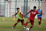 Đội tuyển Việt Nam rèn miếng đánh trong buổi tập đầu tiên ở Qatar