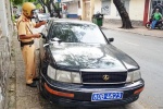 TPHCM: Tạm giữ xe Lexus giả mạo biển số của Báo Thanh tra