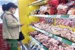 Nhà bán lẻ giảm giá thịt lợn, đơn đặt hàng qua điện thoại tăng