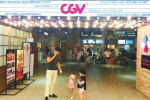 Công phá thị trường rạp chiếu phim Việt: CGV là công thần hay tội đồ?