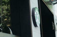 Starbucks "săn" điểm ngoại thành mở rộng hệ thống