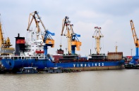 Bộ Giao thông muốn 3 tập đoàn trong nước thuê Vinalines vận chuyển hàng