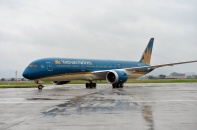 Ngắm Boeing 787-9 Dreamliner của Vietnam Airlines tại các địa danh nổi tiếng