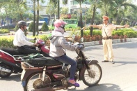Đề xuất luật hóa quy định chủ ô tô phải có tài khoản ngân hàng 