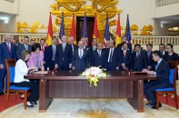 Vietnam Airlines ký hơn 1 tỷ USD hợp đồng bảo dưỡng động cơ và công nghệ số với đối tác Hoa Kỳ
