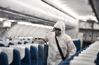 Vietnam Airlines khử trùng toàn bộ chuyến bay quốc tế về Việt Nam