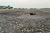 Lựa chọn nhà thầu đặc biệt theo tình huống khẩn cấp để nâng cấp đường băng Nội Bài, Tân Sơn Nhất