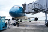 Vietnam Airlines thực hiện chuyến bay thương mại quốc tế thường lệ đầu tiên sau Covid-19
