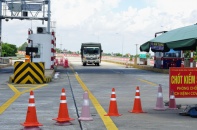 Bộ Giao thông kiến nghị 2 giải pháp cấp bách cho xe lưu thông qua chốt kiểm dịch Covid-19