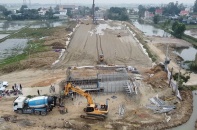 Xăng dầu, vật liệu đội giá ảnh hưởng như thế nào tới các dự án giao thông?