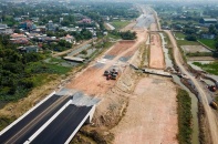 Bộ Giao thông Vận tải muốn UBND TP.HCM bàn giao dứt điểm mặt bằng cao tốc Bến Lức - Long Thành