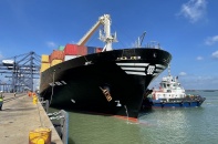 Thử nghiệm tàu container có trọng tải đến 199.273 DWT vào, rời bến cảng SSIT