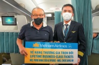 Vietnam Airlines tri ân HLV Park vé bay Thương gia trọn đời giữa Hàn Quốc và Việt Nam