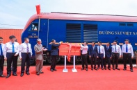 Đón chuyến tàu đầu tiên chuyên tuyến Thạch Gia Trang (Trung Quốc) - Yên Viên (Việt Nam)