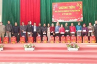 Tập đoàn Đèo Cả trao gần 500 phần quà Tết cho các gia đình hoàn cảnh khó khăn