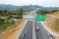 Nghiên cứu xây dựng cơ chế thu phí 10 tuyến cao tốc do địa phương đầu tư 