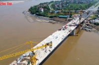 Yêu cầu sớm hoàn thiện thủ tục đưa cầu Phong Châu mới vào khai thác