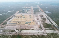 Đề xuất lập Tổ công tác liên ngành hỗ trợ triển khai Cảng hàng không Quảng Trị