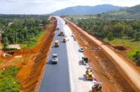 Bộ Xây dựng giải ngân được 74.409 tỷ đồng vốn đầu tư công trong năm 2025