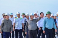Thủ tướng kiểm tra tiến độ hàng loạt dự án trọng điểm phía Nam ngày mùng 4 Tết