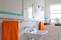 Cách đơn giản giúp phòng tắm bớt đơn điệu