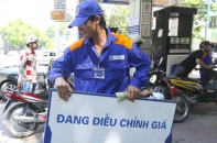 Xăng tiếp tục giảm giá từ 15h chiều nay