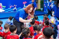  Vinamilk thắp sáng mùa trăng, gửi trọn yêu thương đến trẻ em Việt Nam