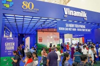 Vinamilk: Tổng doanh thu hợp nhất quý III/2025 tiến sát cột mốc 17 nghìn tỷ đồng Vinamilk: Tổng doanh thu hợp nhất quý III/2025 tiến sát cột mốc 17 nghìn tỷ đồng