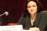 COO Facebook: “Phụ nữ càng thành công, càng ít được yêu”