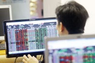 Lỗ nặng, nhà đầu tư vẫn gánh thêm tiền thuế chứng khoán