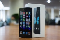 Cận cảnh "đập hộp" Bphone