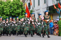 Người dân Thủ đô hân hoan chào đón đoàn diễu binh mừng Quốc khánh 2/9