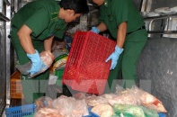 Ninh Bình: Quản lý thị trường bắt quả tang cơ sở giết mổ trữ 1,3 tấn thực phẩm bẩn
