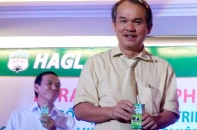 Bầu Đức trồng đậu nành