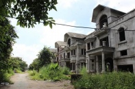 Cận cảnh những dự án bất động sản "hoang tàn" tại Đông Sài Gòn