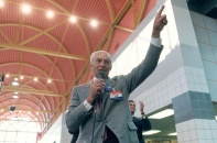 Những bài học kinh doanh để đời của Sam Walton - "cha đẻ" của Wal-Mart