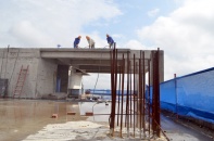Hơn 10 tỷ đồng "cắt ngọn" toà nhà 8B Lê Trực