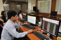 Thị trường chứng khoán: Chọn cổ phiếu nào để có lãi cuối năm?