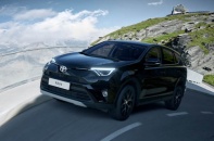 Toyota triệu hồi hơn 1,1 triệu xe RAV4 dính lỗi dây đai an toàn